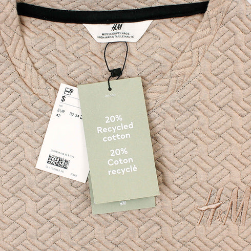 H&M Beige sweatshirt